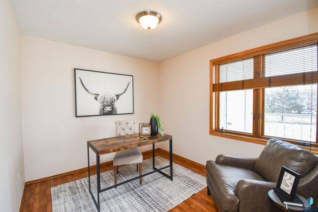 4601 S Oxbow Ave Avenue 205, Sioux Falls, SD 57106