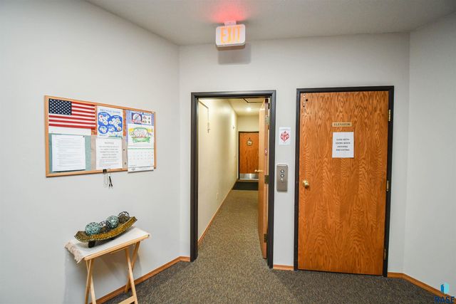 4601 S Oxbow Ave Avenue 205, Sioux Falls, SD 57106