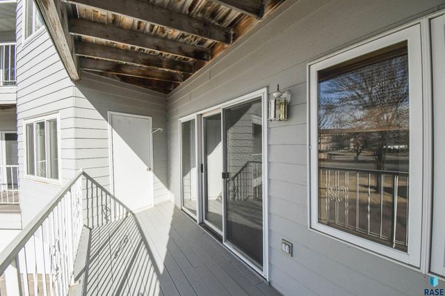 4601 S Oxbow Ave Avenue 205, Sioux Falls, SD 57106