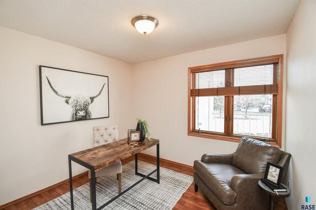 4601 S Oxbow Ave Avenue 205, Sioux Falls, SD 57106