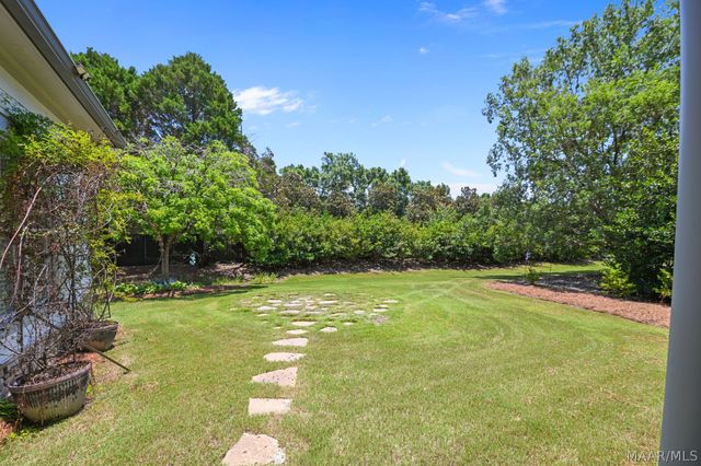5650 Ash Grove Court, Montgomery, AL 36116