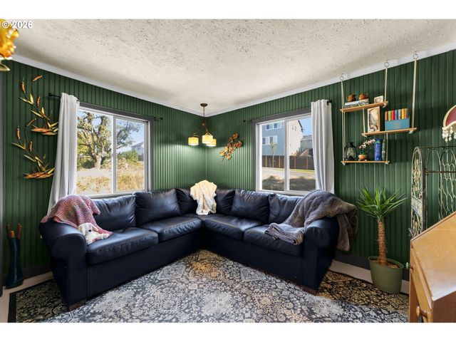 761 S 25TH Pl, Ridgefield, WA 98642