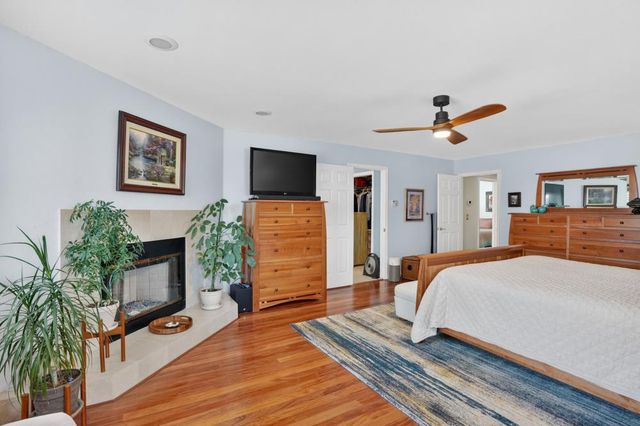5221 Fairway Ct, Rocklin, CA 95677