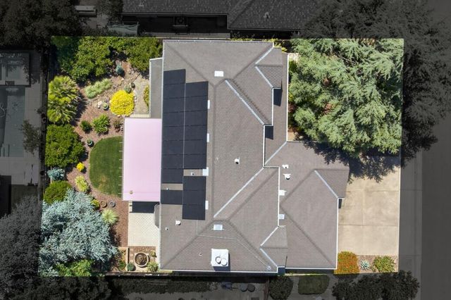 5221 Fairway Ct, Rocklin, CA 95677
