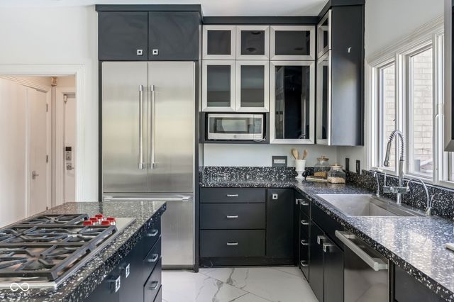 434 Sheffield Court, Carmel, IN 46032