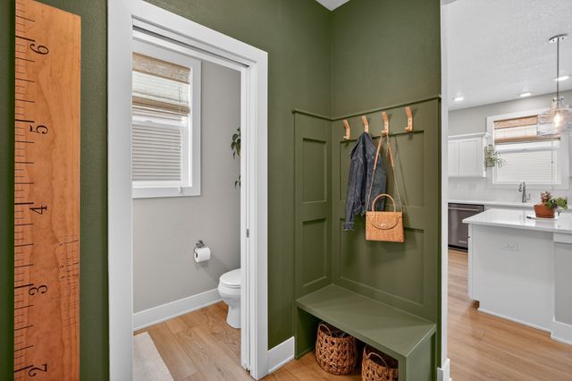 2522 SE 5th Street, West Des Moines, IA 50265