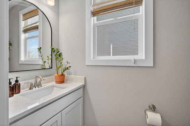 2522 SE 5th Street, West Des Moines, IA 50265