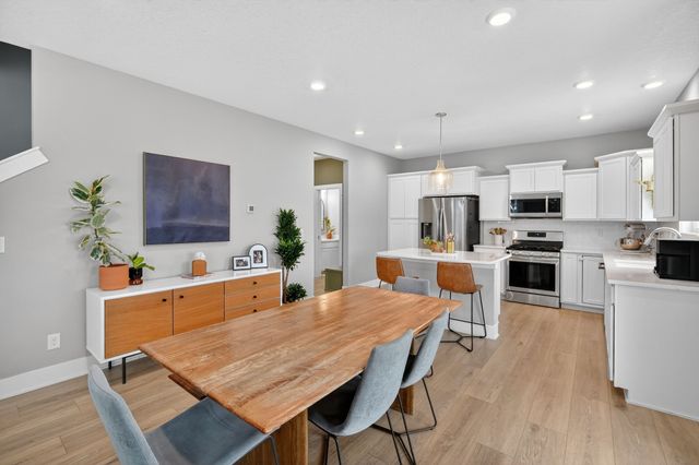 2522 SE 5th Street, West Des Moines, IA 50265