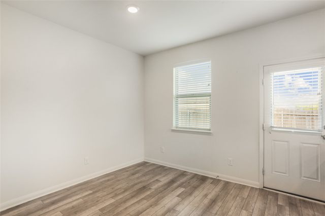 186 Aster Drive, Sanger, TX 76266