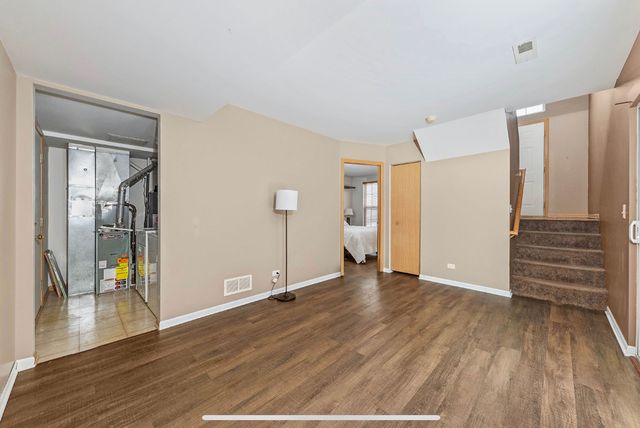 695 Serendipity Drive, Aurora, IL 60504