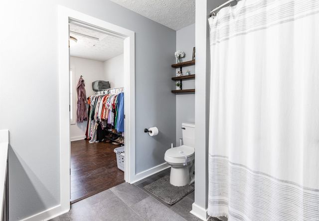 2840 Ohunter Avenue, Newburgh, IN 47630