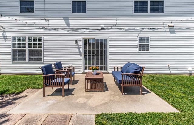 2840 Ohunter Avenue, Newburgh, IN 47630