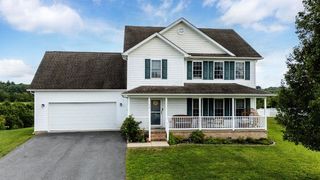 124 WEXFORD ST, Staunton, VA 24401