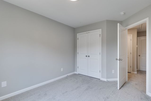 407 Cook Dr, Clarksville, TN 37042
