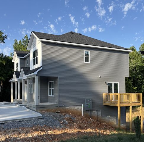 407 Cook Dr, Clarksville, TN 37042