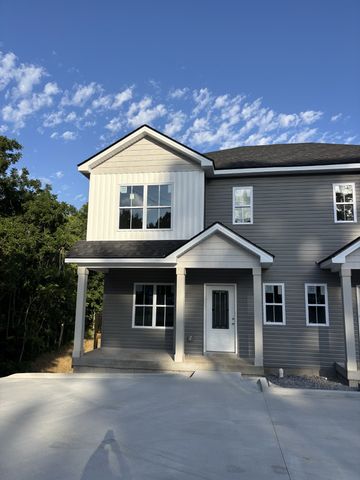407 Cook Dr, Clarksville, TN 37042