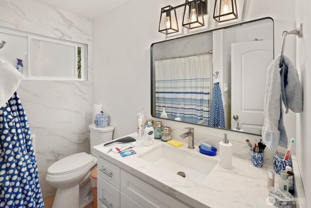 845 Kirkland Way, Kirkland, WA 98033