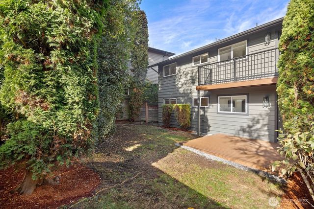 845 Kirkland Way, Kirkland, WA 98033