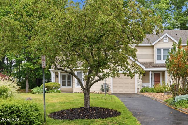 52 Stoney Creek Drive, Clifton Park, NY 12065