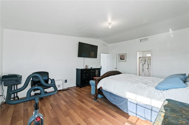 705 S Eden Road, Golden Valley, AZ 86413