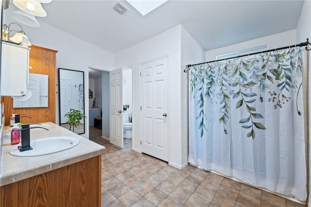 705 S Eden Road, Golden Valley, AZ 86413