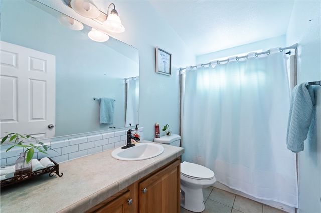 705 S Eden Road, Golden Valley, AZ 86413