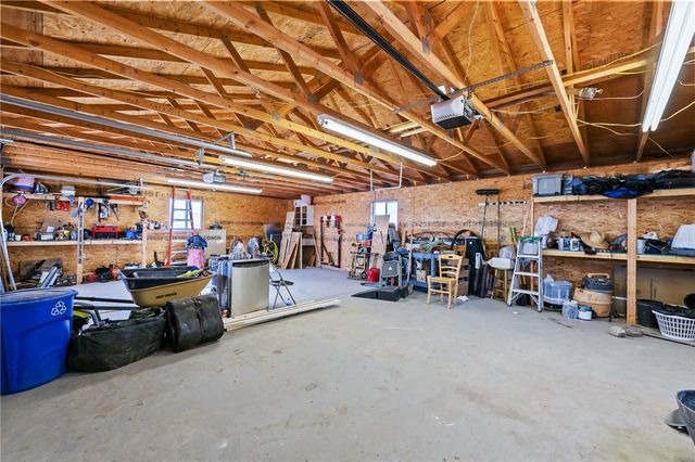 705 S Eden Road, Golden Valley, AZ 86413