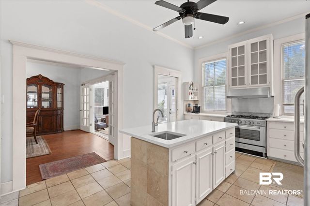 200 S Georgia Avenue, Mobile, AL 36604