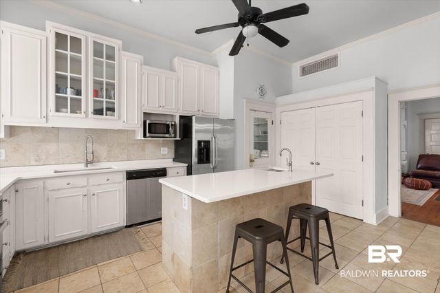 200 S Georgia Avenue, Mobile, AL 36604