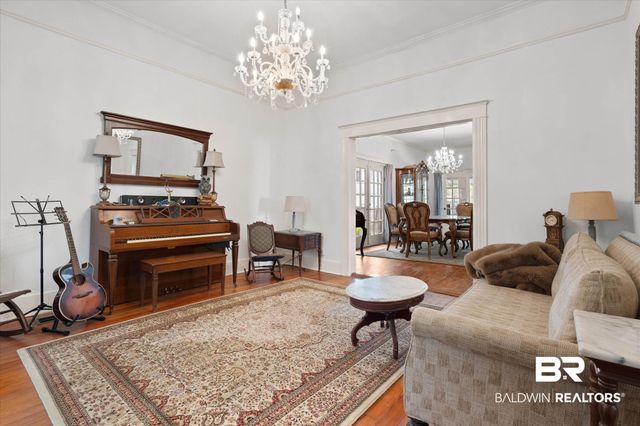 200 S Georgia Avenue, Mobile, AL 36604