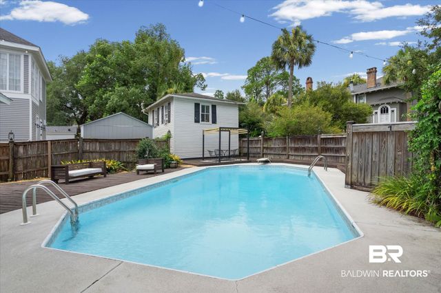 200 S Georgia Avenue, Mobile, AL 36604