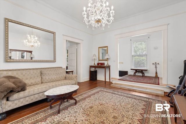 200 S Georgia Avenue, Mobile, AL 36604