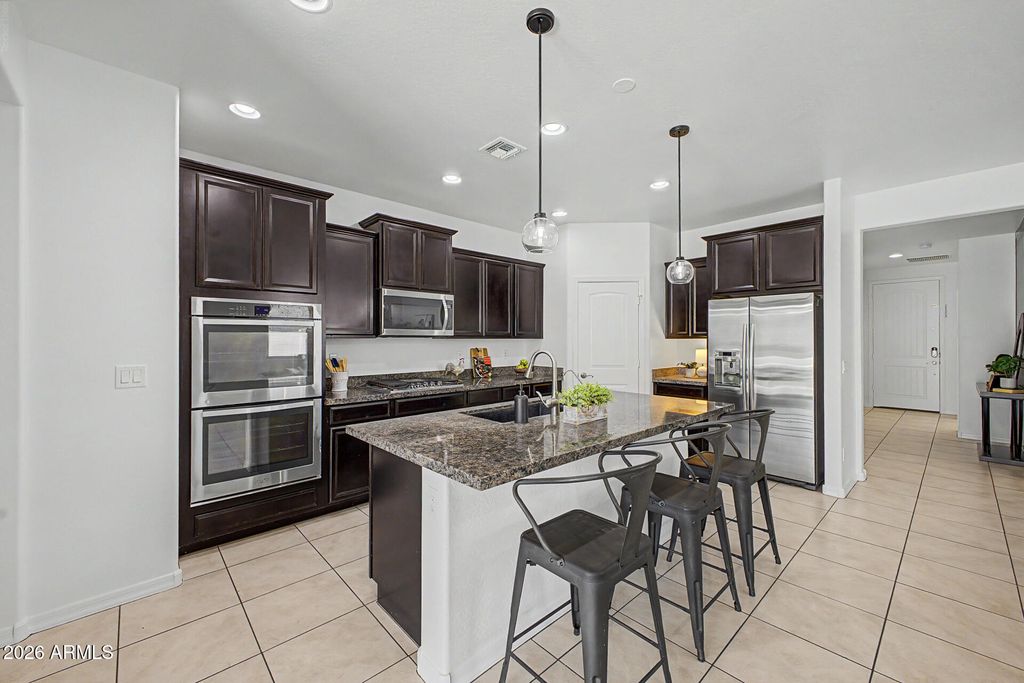 2513 W Arroyo Way, San Tan Valley, AZ 85144 — exterior