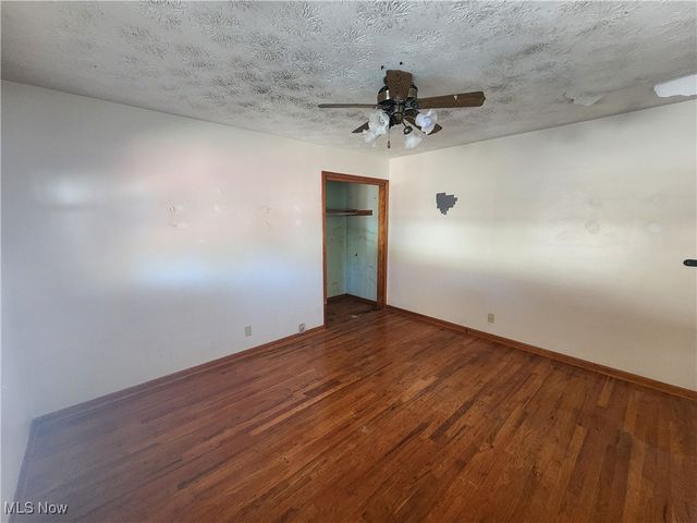 1894 Lealand Avenue, Youngstown, OH 44514