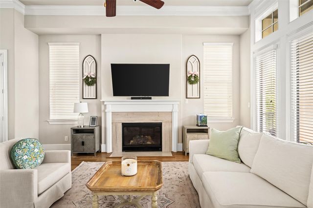 8668 Emnora Lane, Houston, TX 77080