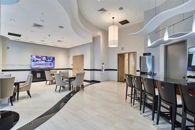 3101 S Ocean Dr 3005, Hollywood, FL 33019