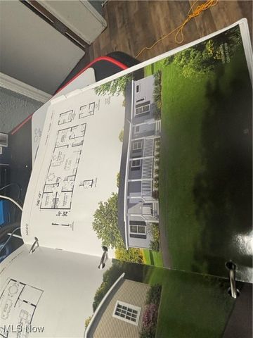 24 W Philadelphia, Youngstown, OH 44507