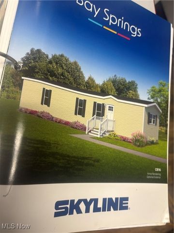 24 W Philadelphia, Youngstown, OH 44507