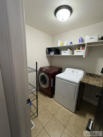 3688 Shale Avenue, Ammon, ID 83401