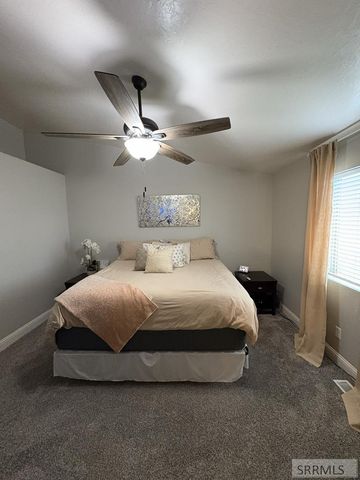 3688 Shale Avenue, Ammon, ID 83401