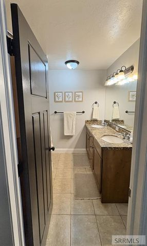 3688 Shale Avenue, Ammon, ID 83401