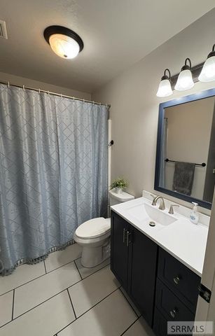 3688 Shale Avenue, Ammon, ID 83401