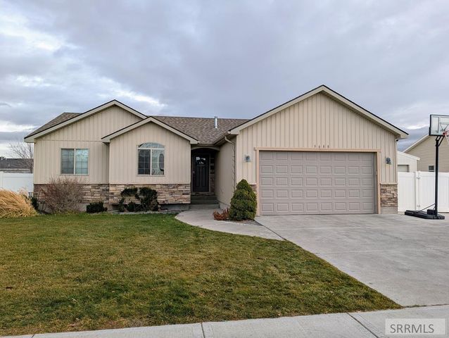 3688 Shale Avenue, Ammon, ID 83401