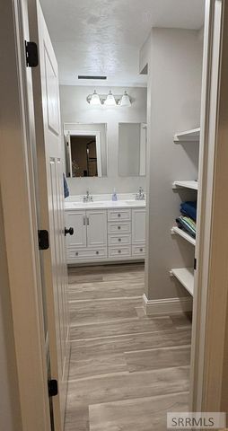 3688 Shale Avenue, Ammon, ID 83401