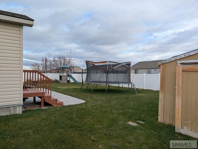 3688 Shale Avenue, Ammon, ID 83401