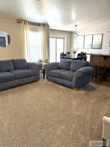 3688 Shale Avenue, Ammon, ID 83401