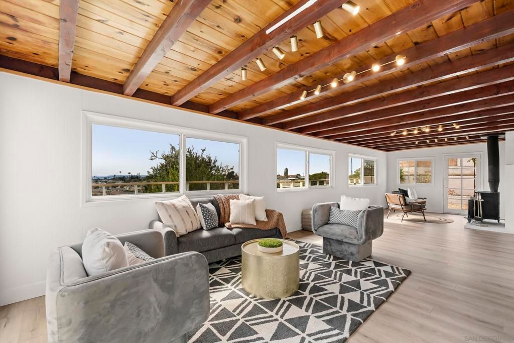 Image 23 of property listing at 838 Wiler Dr, Chula Vista, CA 91910