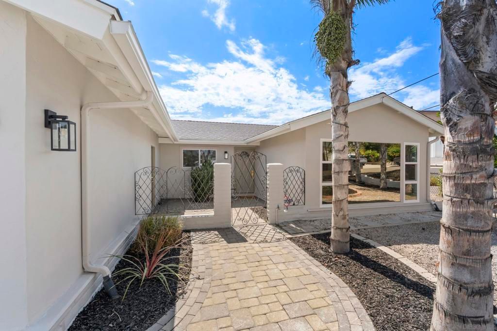 Image 9 of property listing at 838 Wiler Dr, Chula Vista, CA 91910