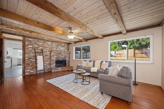 4950 Richwood Ct, Fair Oaks, CA 95628