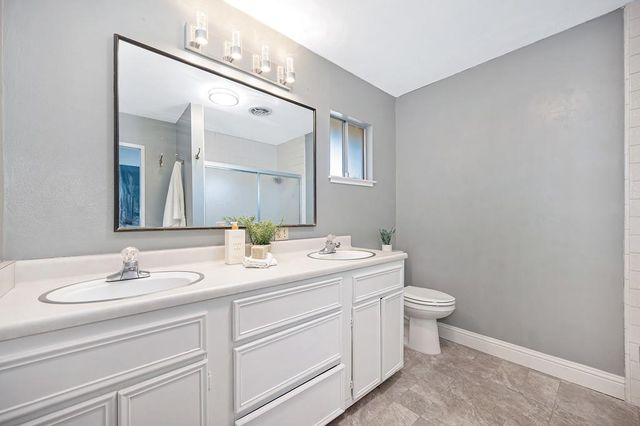 4950 Richwood Ct, Fair Oaks, CA 95628